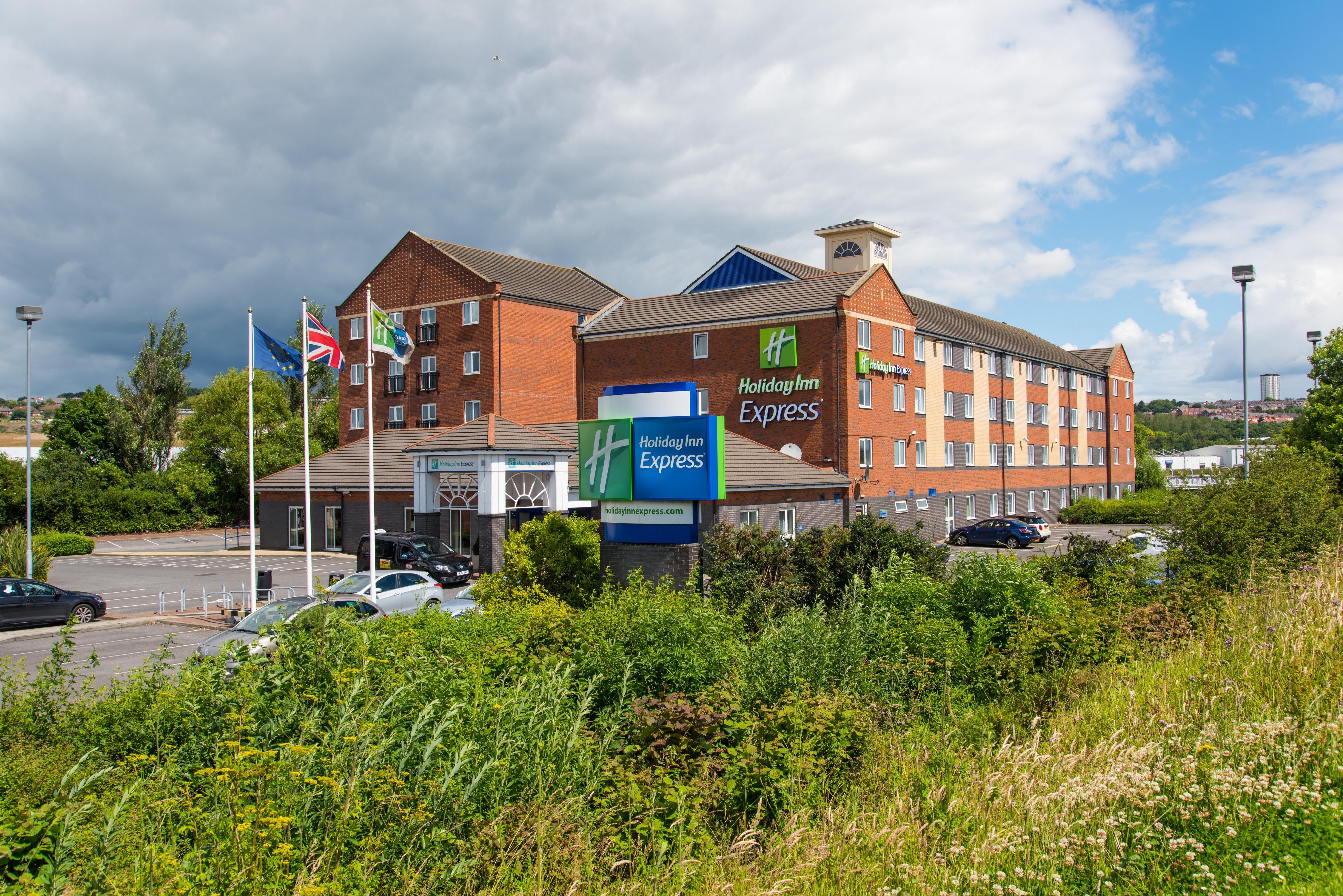 Holiday Inn Express Newcastle Gateshead, An Ihg Hotel Exterior foto